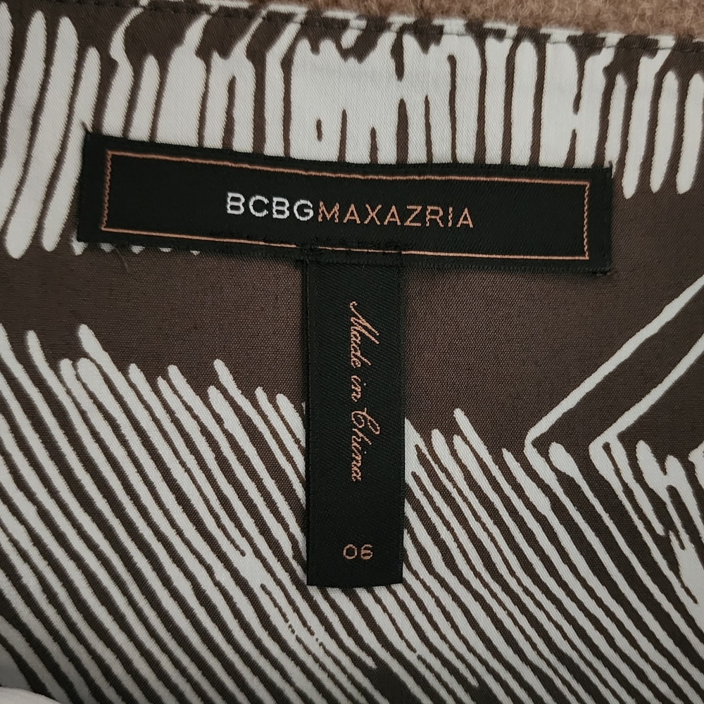 BCBG MaxAzria Tropical Safari Style Dress - Picture 6 of 9
